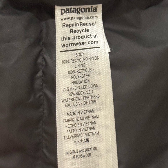 Patagonia Downdrift Black Hooded Parka XL - Picture 13 of 17